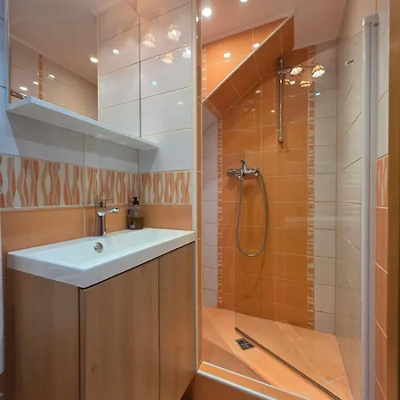 & Jurcek Apartment *