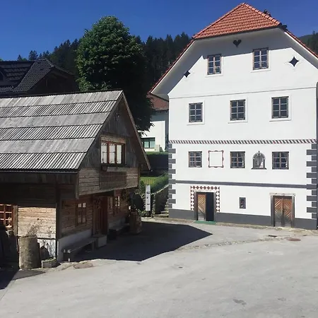 Sobe Jurcek * Luče