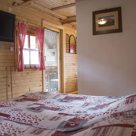 Sobe Jurcek Appartamento Luče