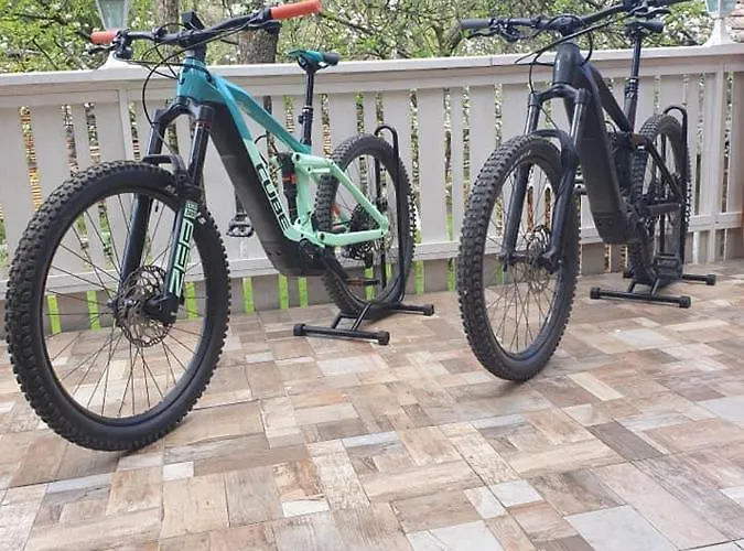 & Jurcek شقة Luče