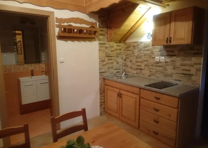 Apartment & Jurcek Luce